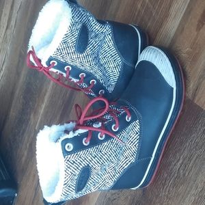 Keen winter boots